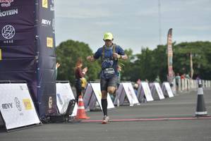 BIB: 
                            <button type="button" onclick="openModal(4912429)" class="btn btn-primary btn-sm float-right btn-popup" data-toggle="modal" data-target=".modal-high-quality">
                        <i class="fas fa-shopping-cart"></i> Add to Cart
                    </button>
                                            <button type="button" onclick="isThisMe(4912429, true)" class="btn btn-success btn-sm float-right btn-popup btn-isme hidden" data-toggle="tooltip" data-placement="bottom" title="นี่คือรูปของคุณใช่ไหม คลิกที่นี่เพื่อเอาเข้าอัลบั้ม">
                        <i class="fas fa-plus"></i> Add to album
                    </button>
                    <button type="button" onclick="isThisMe(4912429, false)" class="btn btn-warning btn-sm float-right btn-popup btn-isnotme hidden">
                        <i class="fas fa-ban"></i> Remove from album
                    </button>